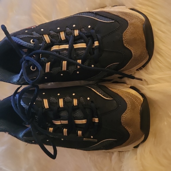 Clearance: Skechers D'Lites women's size 11 - Picture 3 of 9
